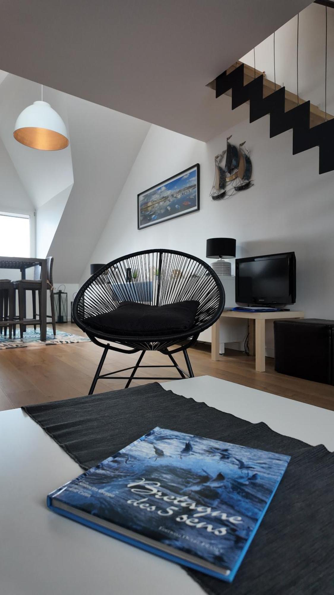 **La Bretonnerie, Bel Appartement De Standing 孔卡尔诺 外观 照片