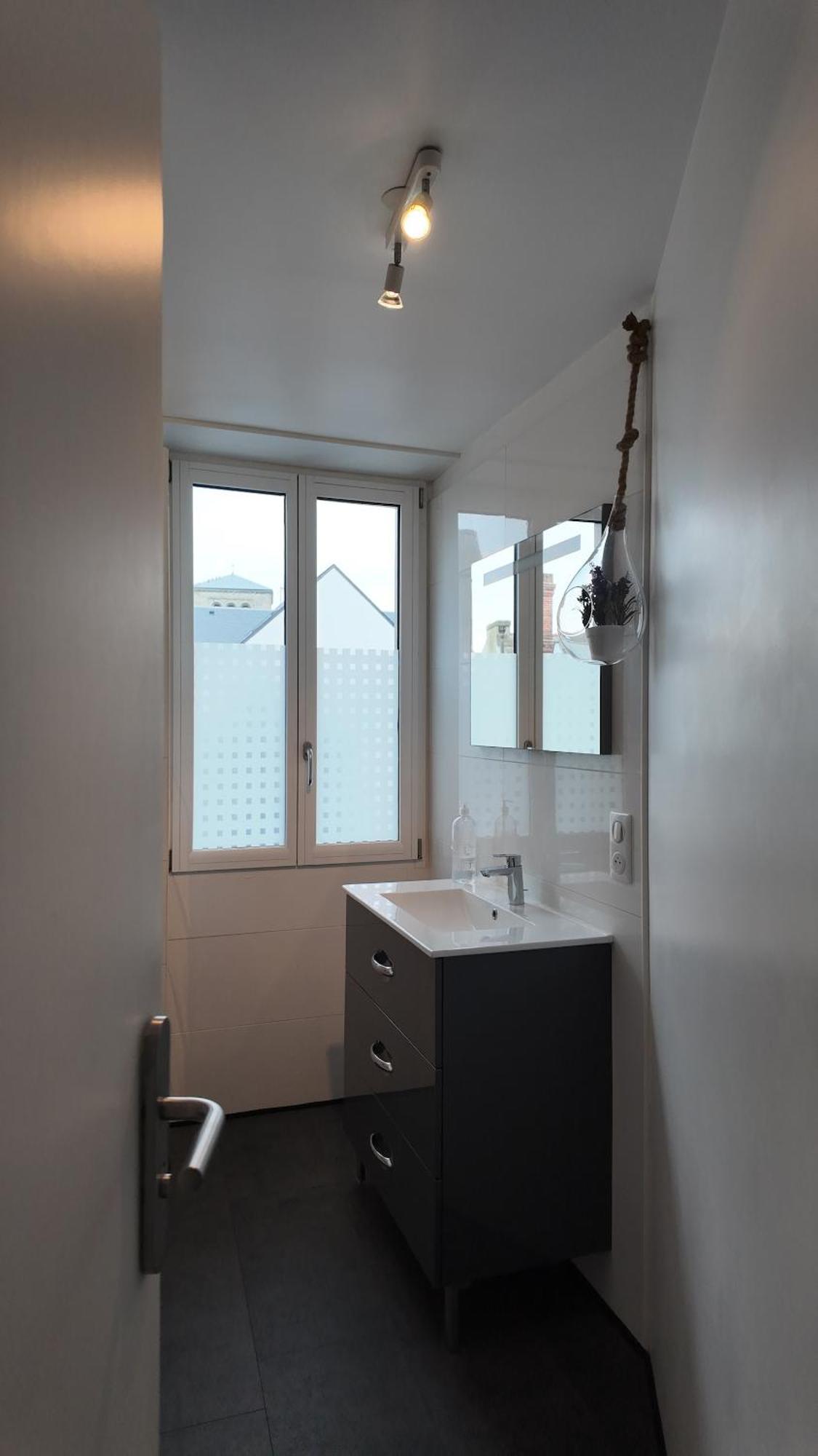 **La Bretonnerie, Bel Appartement De Standing 孔卡尔诺 外观 照片